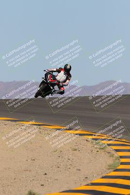 media/Oct-09-2022-SoCal Trackdays (Sun) [[95640aeeb6]]/Turns 9 and 10 (1050am)/